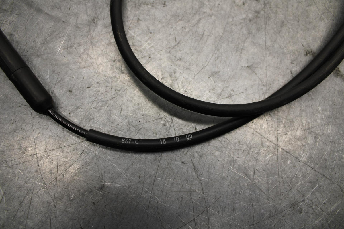 19 YAMAHA YZF R3 THROTTLE CABLES LINES BB56