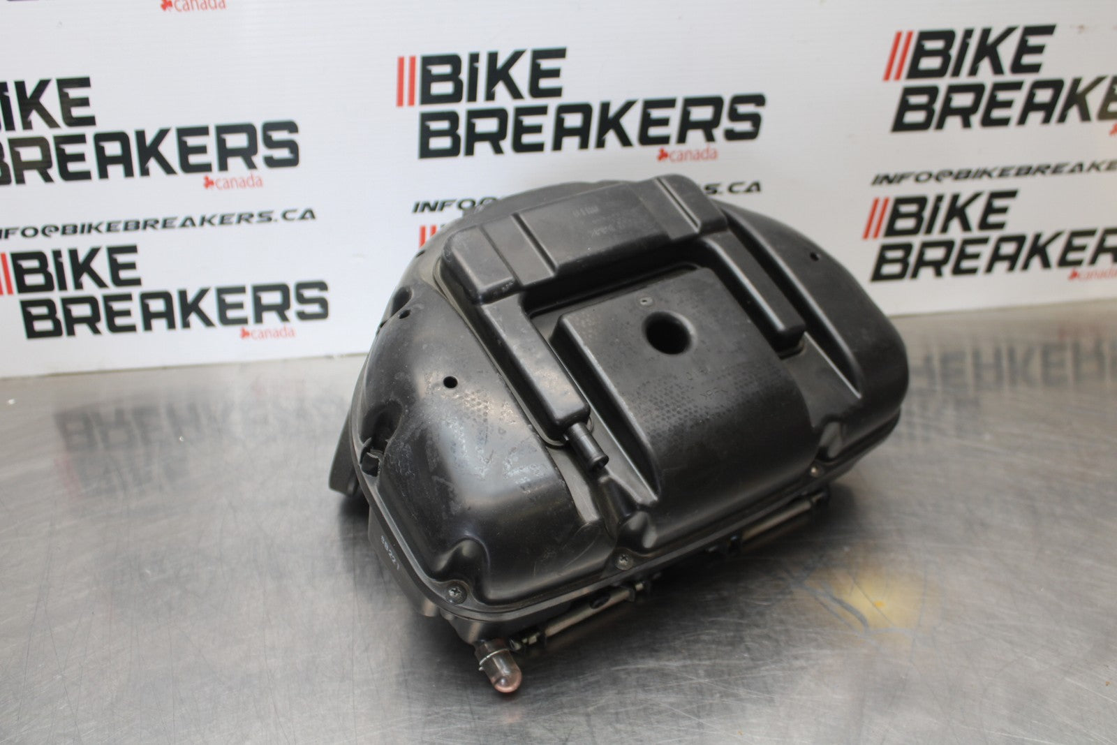 08-10 SUZUKI GSXR 600 AIRBOX AIR INTAKE FILTER BOX BB202