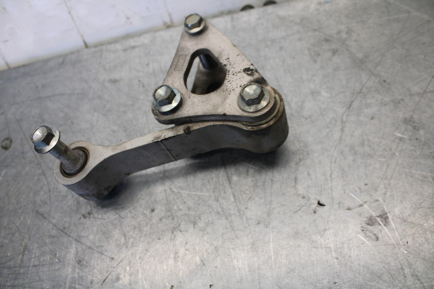 15-21 SUZUKI GSXR600 REAR DOGBONE SHOCK LINKAGE LINK BB437 #B