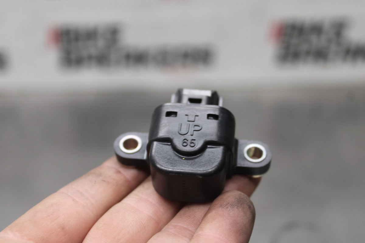24-25 KAWASAKI NINJA ZX6R TIP OVER BANK ANGLE CRASH SENSOR SWITCH BB939