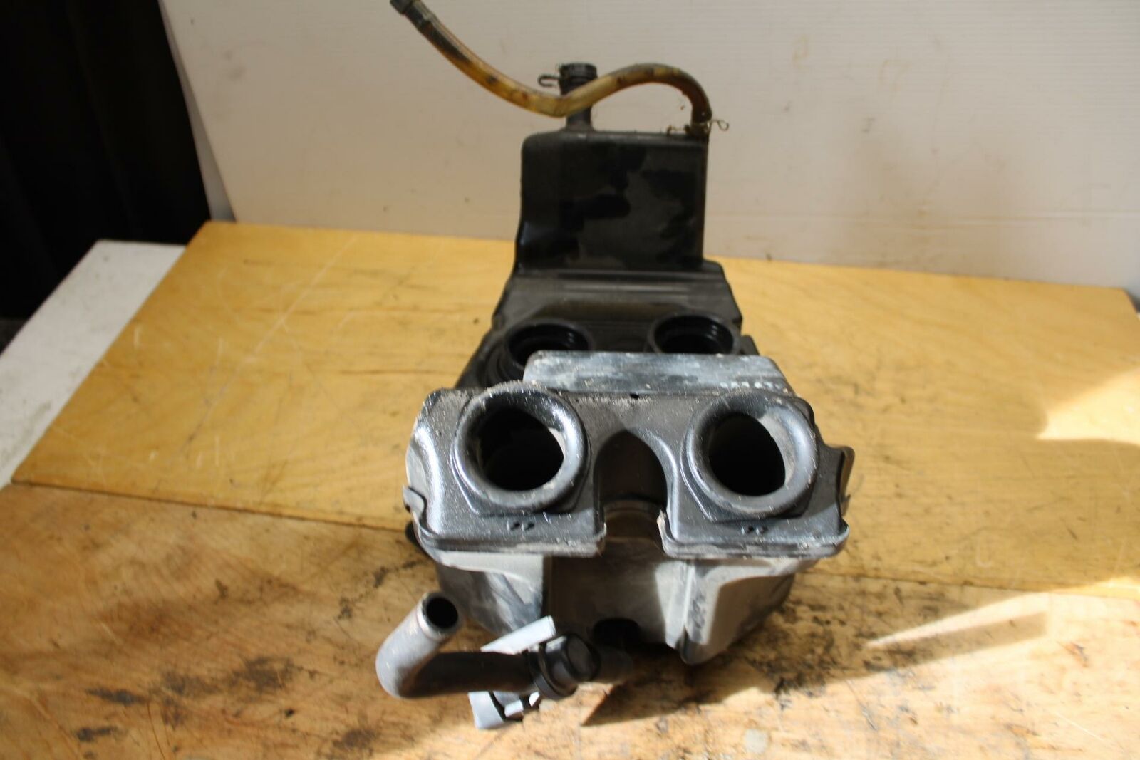 09-10 KAWASAKI ER-6N AIRBOX AIR INTAKE FILTER BOX BB325