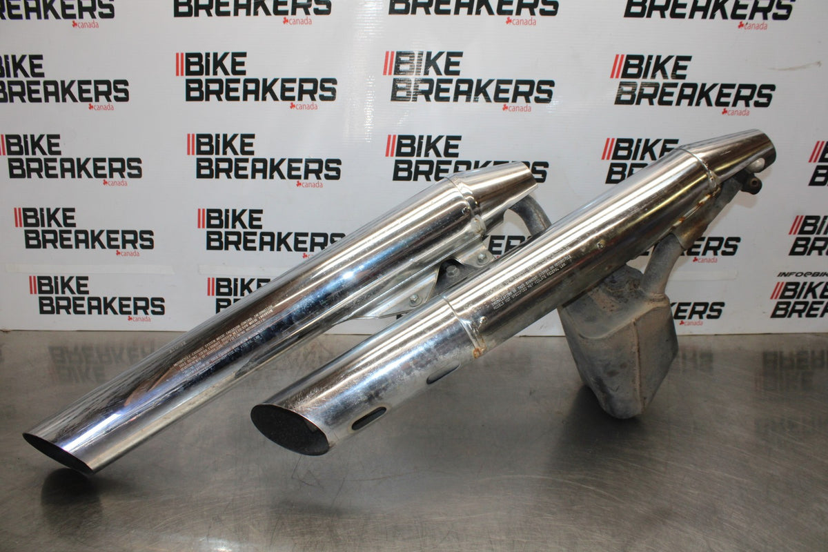 05-09 SUZUKI BOULEVARD C90 MUFFLER EXHAUST SILENCER PIPE SET PAIR BB918