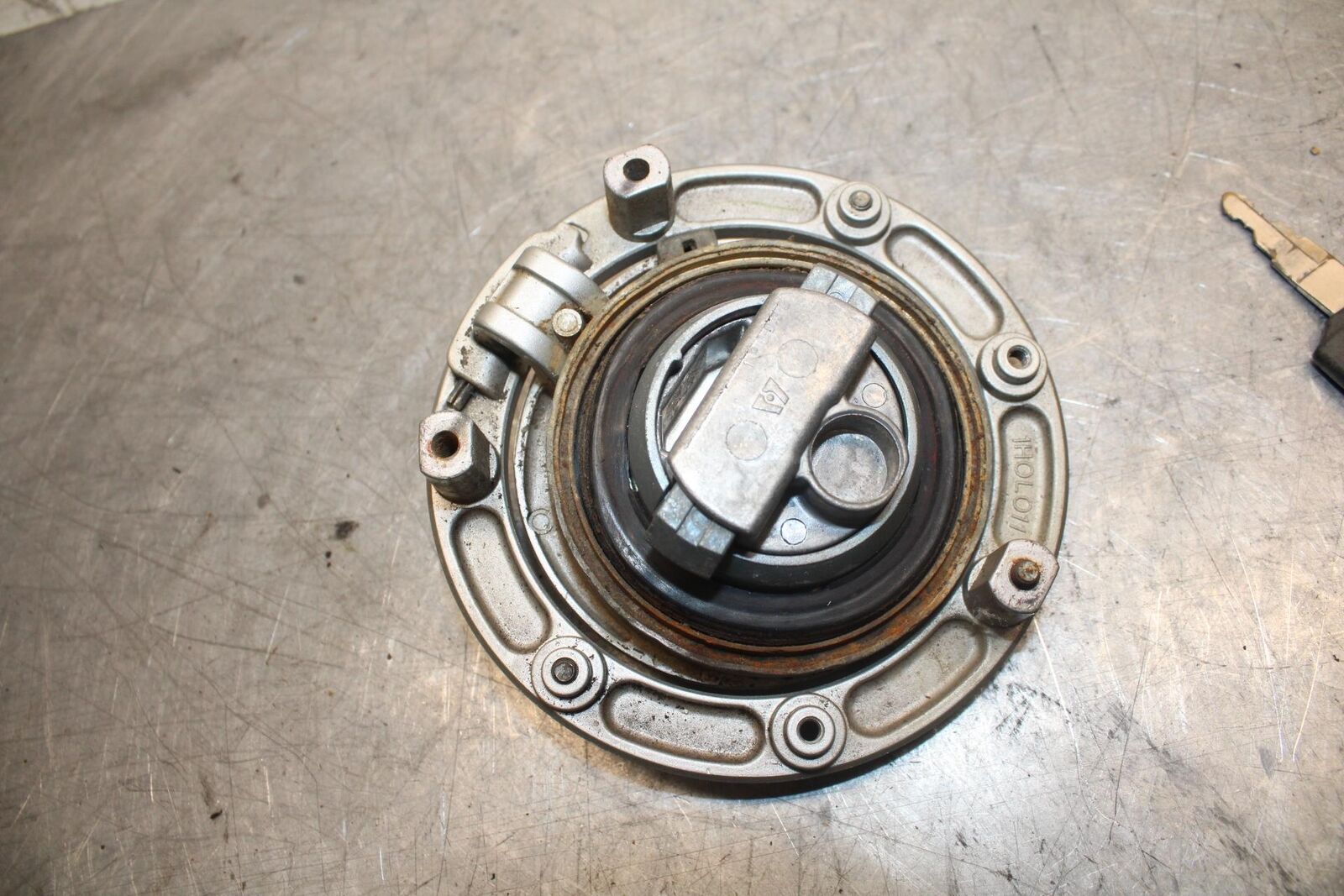 1992 Honda CBR600F2 FUEL TANK GAS CAP BB40
