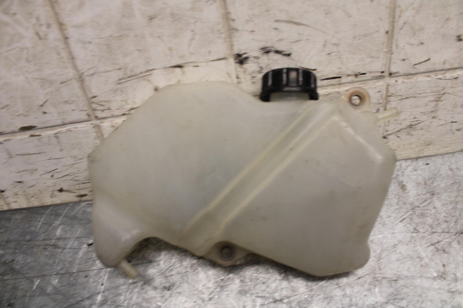 2009 Kawasaki Ninja ZX6R ZX600R COOLANT WATER TANK RESERVOIR BOTTLE BB538