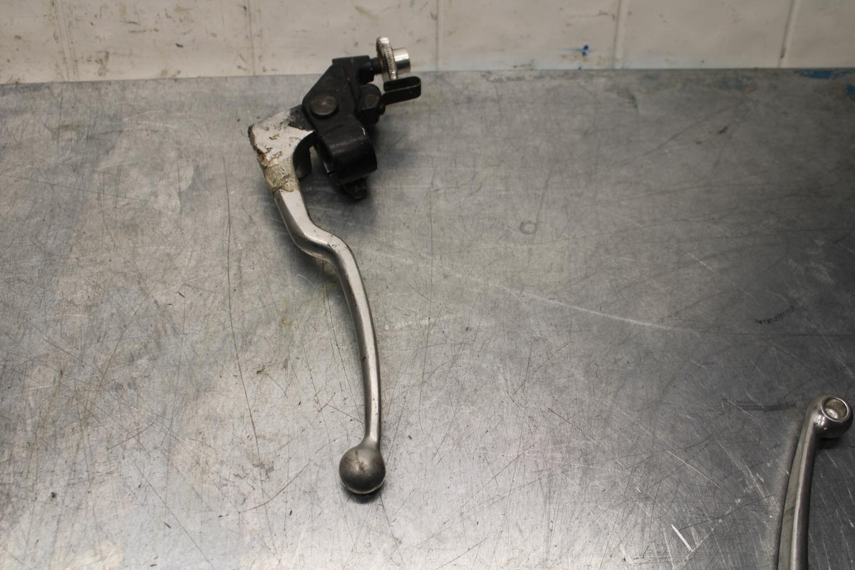 2007 Yamaha YZF R6S CLUTCH PERCH MOUNT WITH LEVER  BB594