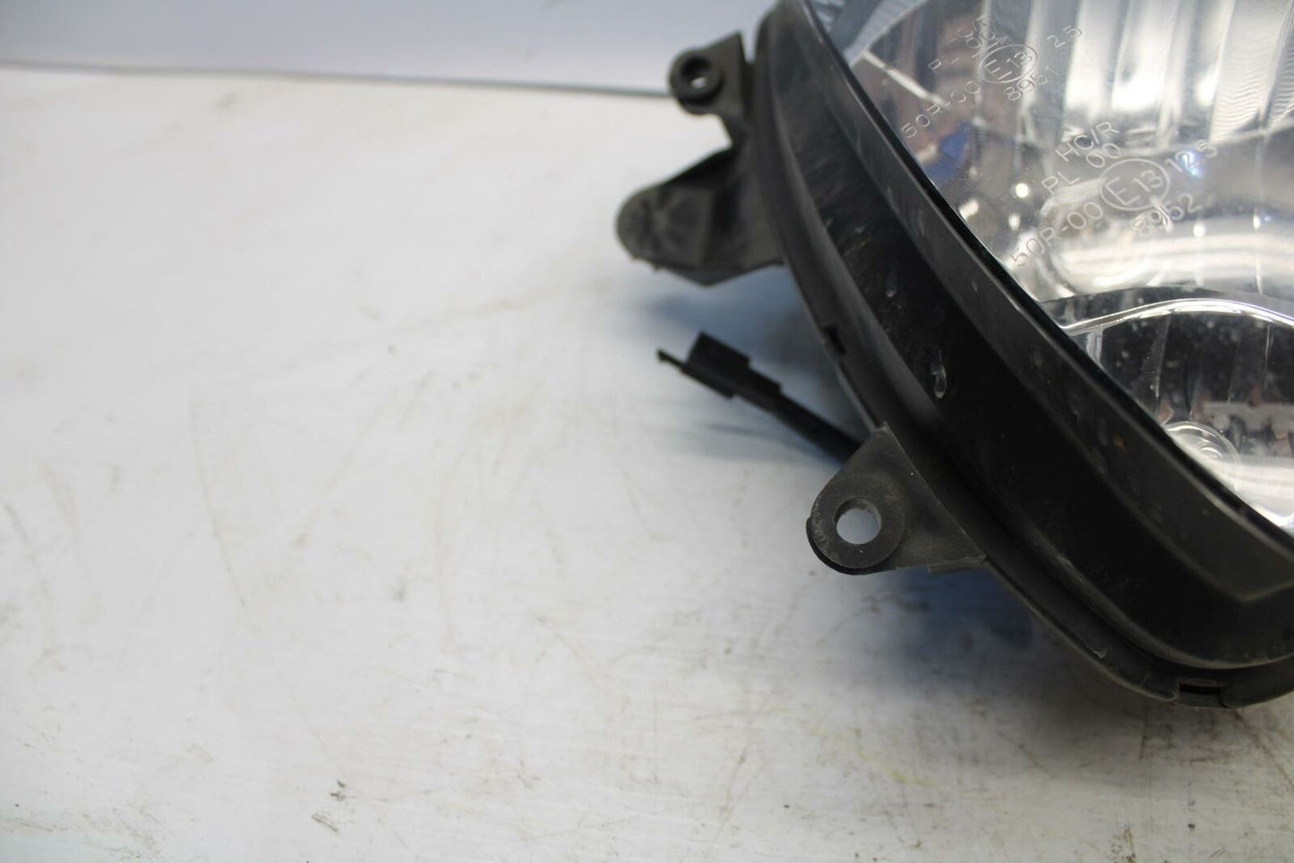 04-09 SUZUKI GS500F FRONT HEADLIGHT HEAD LIGHT LAMP 35100-01DB0-999 BB261