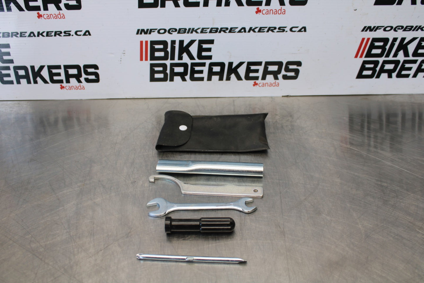 22-25 YAMAHA YZF R7 STOCK TOOLS OEM TOOL BAG KIT SET BB176