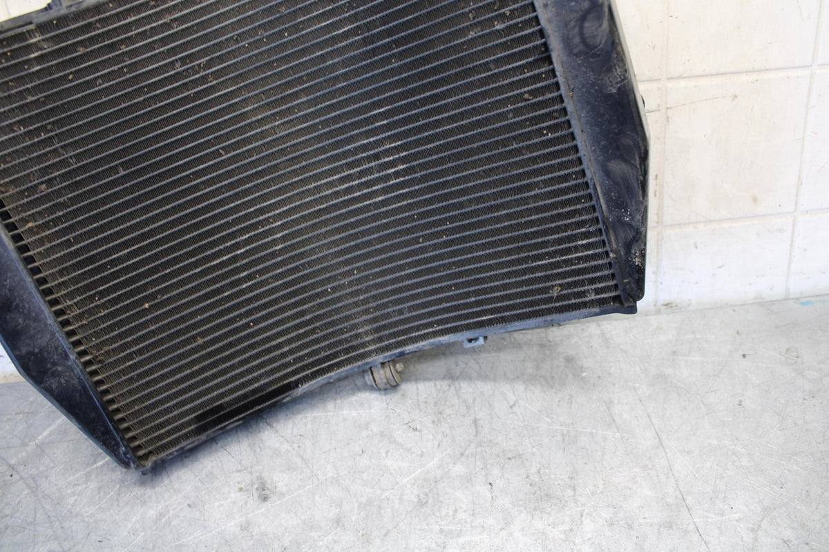 2007 Honda CBR600RR ENGINE RADIATOR MOTOR COOLER  RADIATER 19010-MFJ-305  BB536