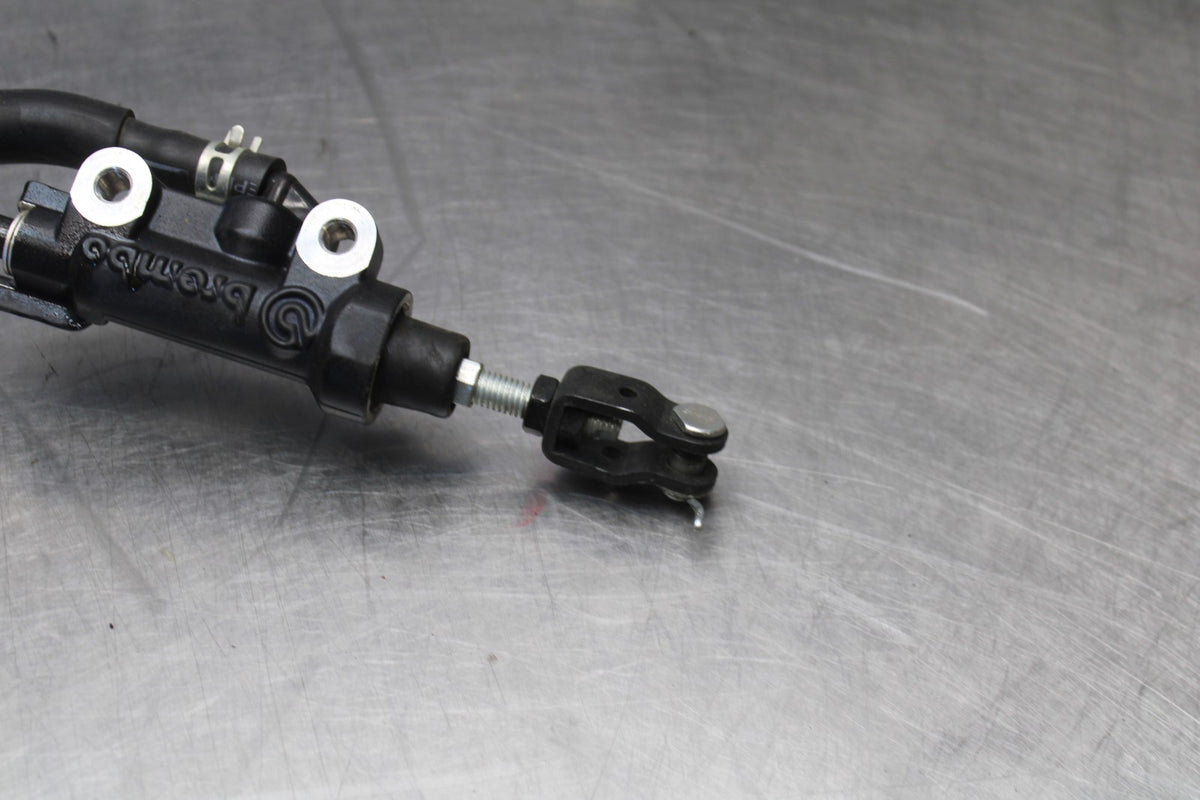 23-24 YAMAHA MT-07 REAR BACK BRAKE MASTER CYLINDER W RESERVOIR BB927