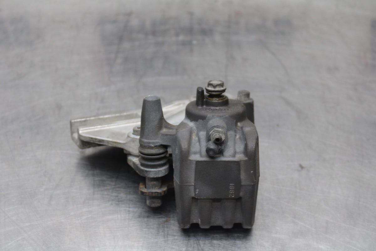 98 KAWASAKI NINJA ZX6 REAR BACK BRAKE CALIPER W MOUNT BRACKET BB870