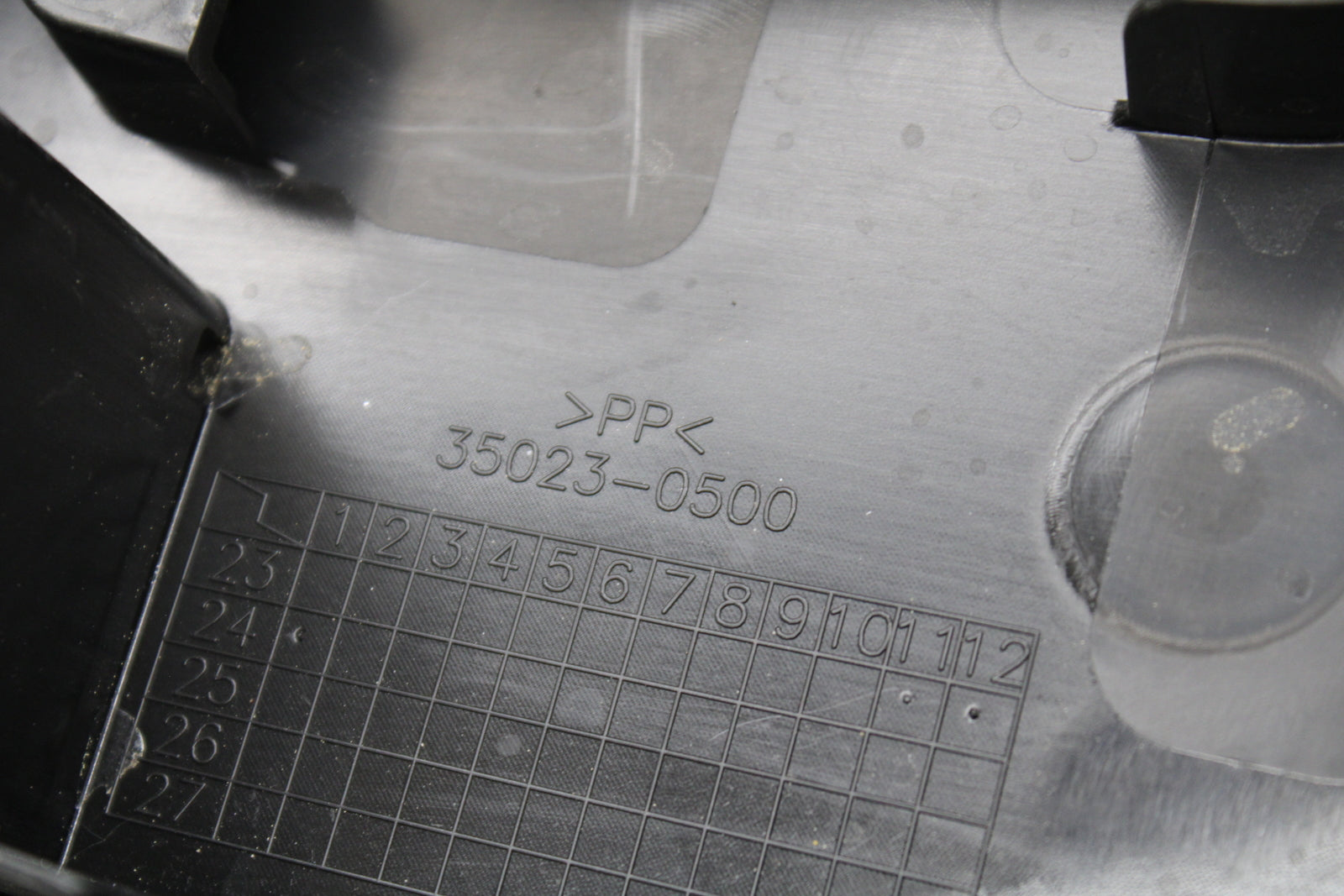 24 KAWASAKI NINJA 500 ABS REAR BACK TAIL UNDERTAIL FAIRING COWL FENDER BB730