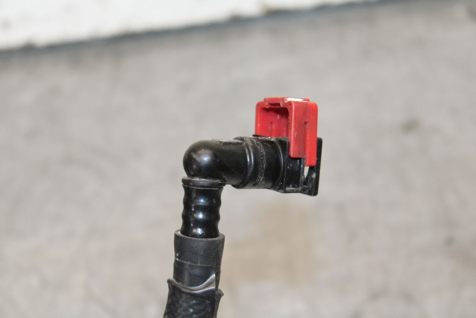 12-17 KAWASAKI ER-6N Z650 FUEL HOSE GAS LINE TUBE PIPE BB709