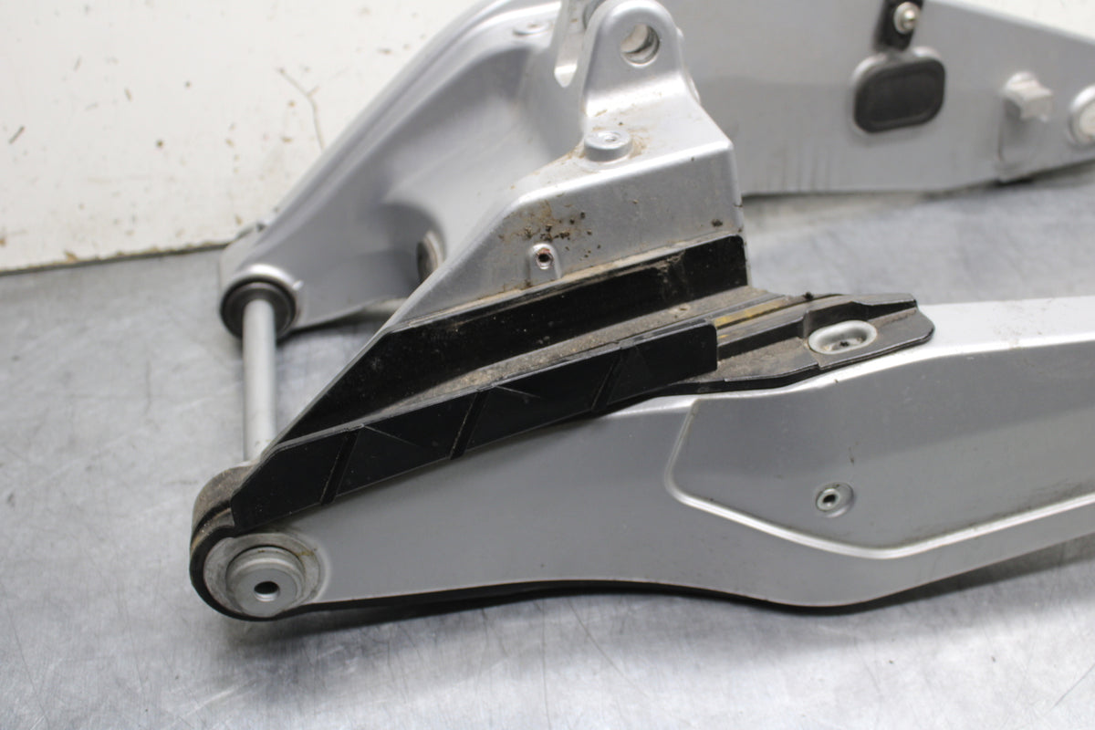 21-24 APRILIA TUONO 660 FACTORY REAR SWINGARM BACK SUSPENSION SWING ARM BB733