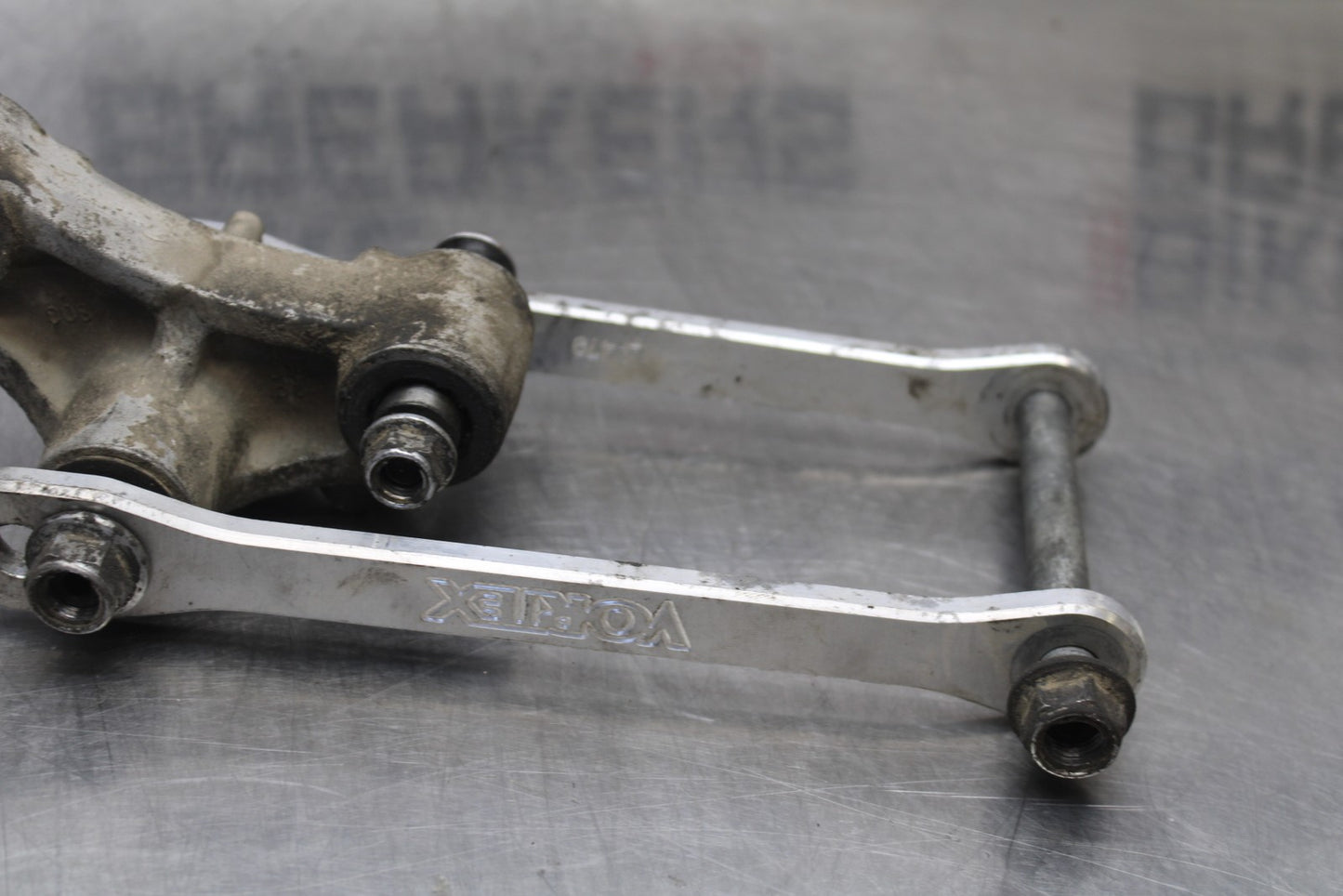 07-08 KAWASAKI NINJA ZX6R VORTEX REAR DOGBONE SHOCK LINKAGE LINK BB203