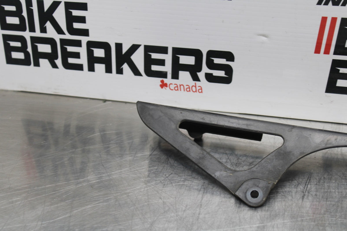 07-08 KAWASAKI NINJA ZX6R REAR BACK DRIVE CHAIN GUARD COVER SHIELD BB199