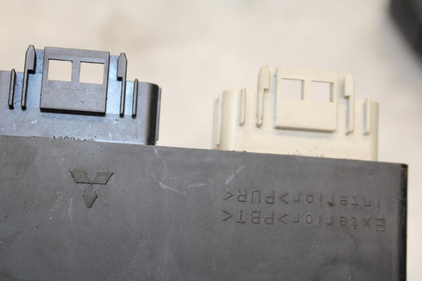 2011 Kawasaki Ninja ZX10R ZX1000K ABS ECU COMPUTER CONTROLLER UNIT ECM BB555