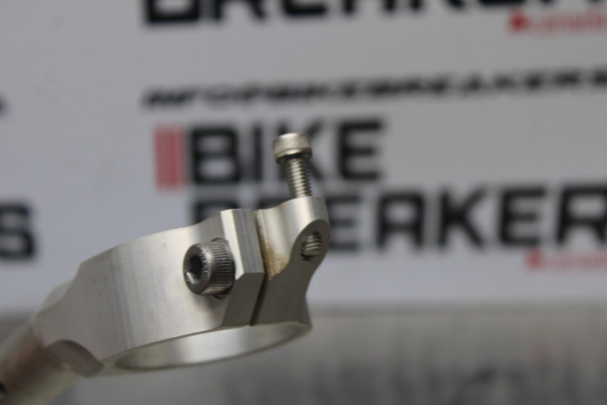 15-17 YAMAHA YZF R1 RIGHT CLIP ON HANDLEBAR BB190
