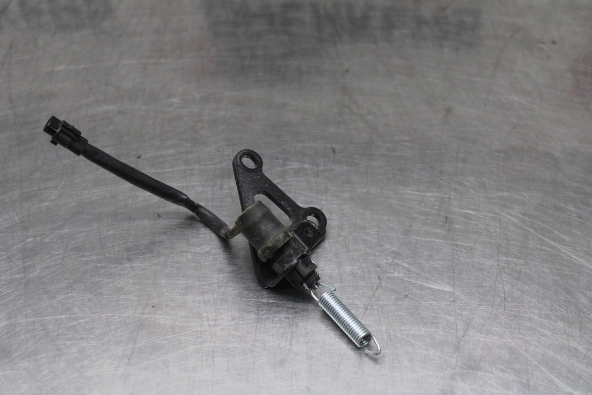 23-24 YAMAHA MT-07 REAR BACK BRAKE SENSOR BB927