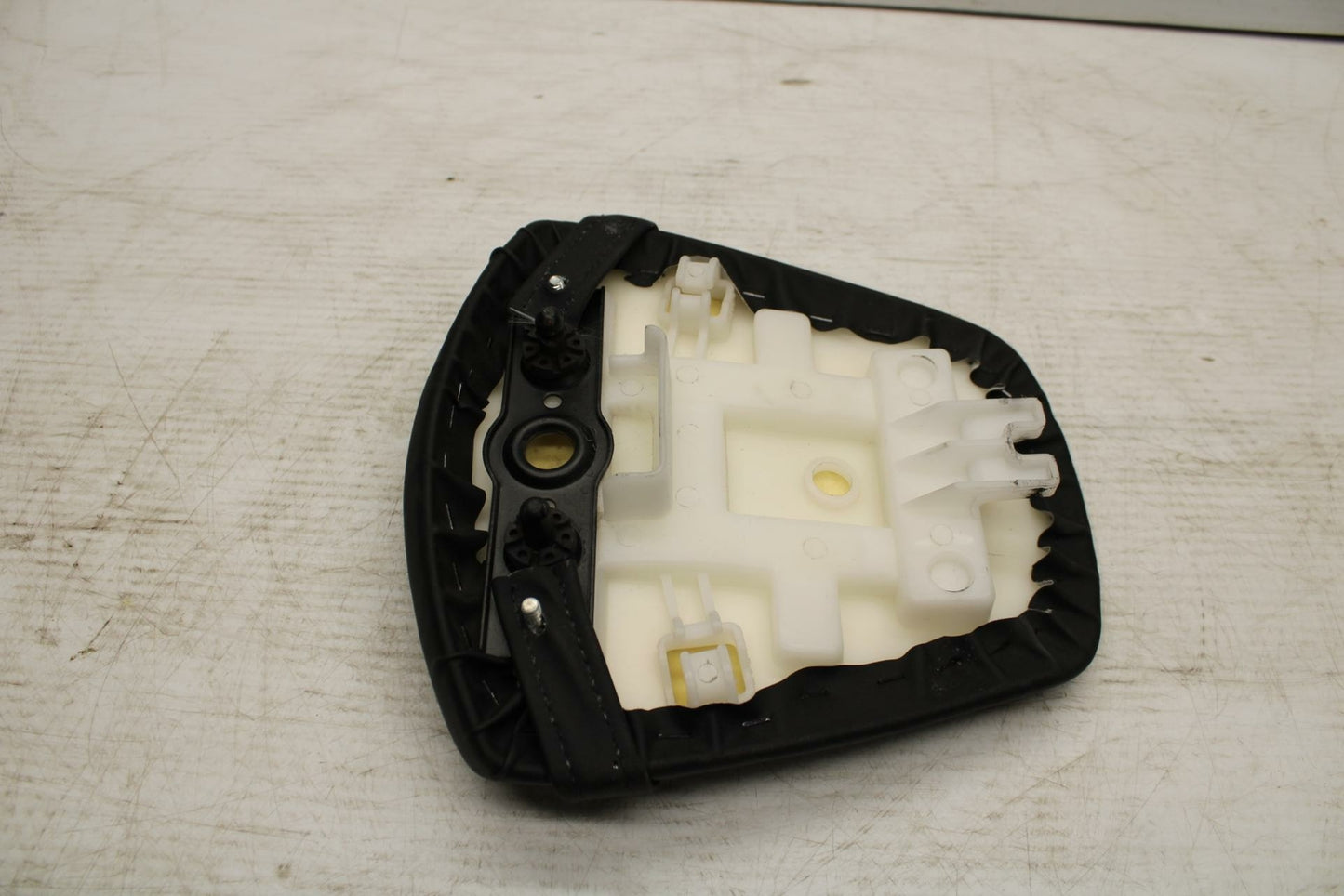 11-17 SUZUKI GSXR750 REAR BACK PASSENGER TANDEM SEAT PAD SADDLE PILLION BB306