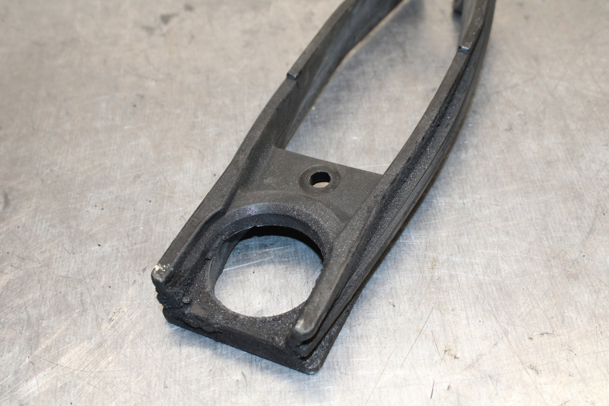 08-10 SUZUKI GSXR 600 SWINGARM CHAIN BUFFER SLIDER GUIDE BB130