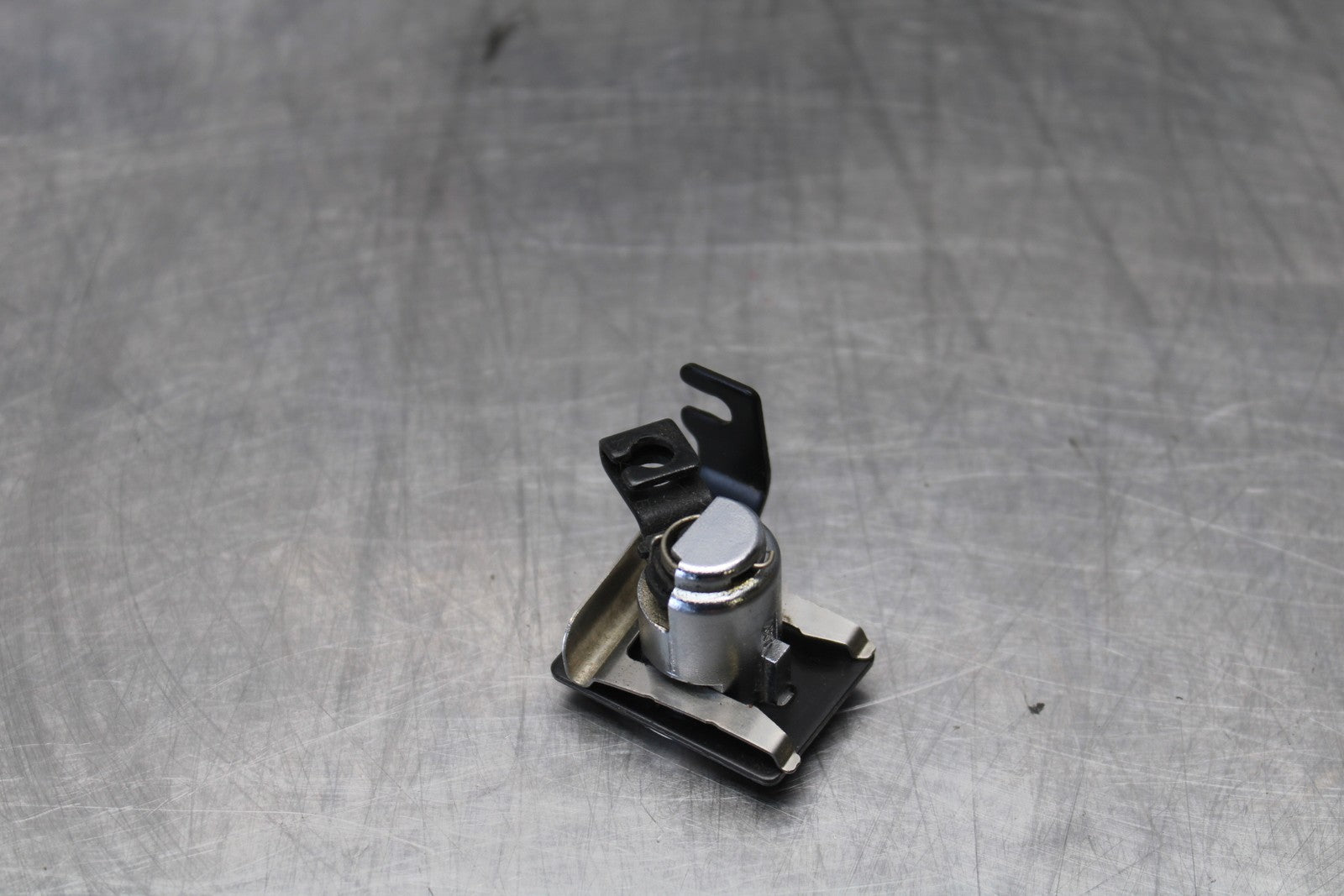 21-23 KAWASAKI NINJA ZX6R IGNITION LOCK KEY SET W/ GAS CAP AND SEAT LOCK BB179