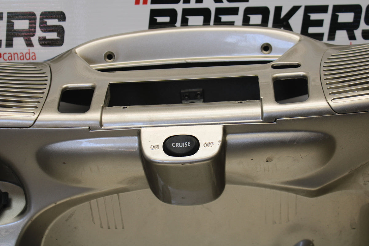 09 YAMAHA ROYAL STAR XVZ1300TF VENTURE FRONT UPPER FAIRING NOSE COWL BB151