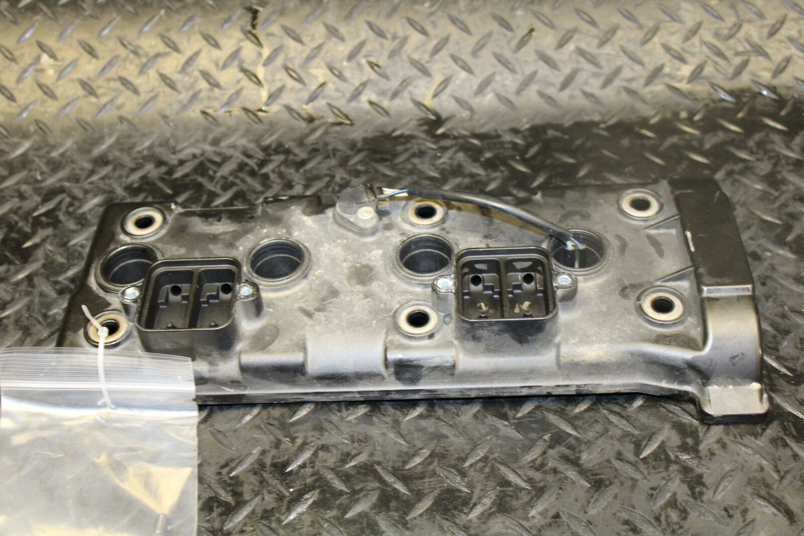 07 YAMAHA YZF R1 ENGINE TOP END CYLINDER HEAD COVER  BB191