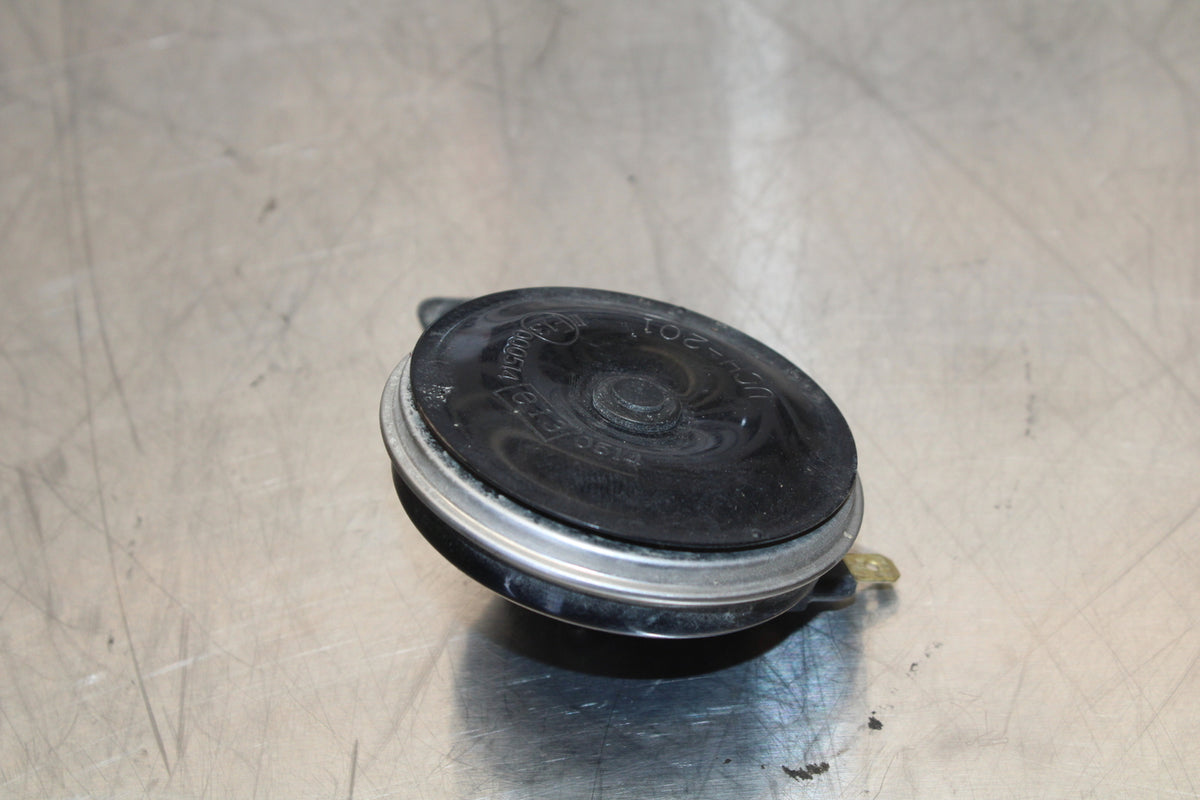 23 YAMAHA YZF R3 HORN SIGNAL BB147