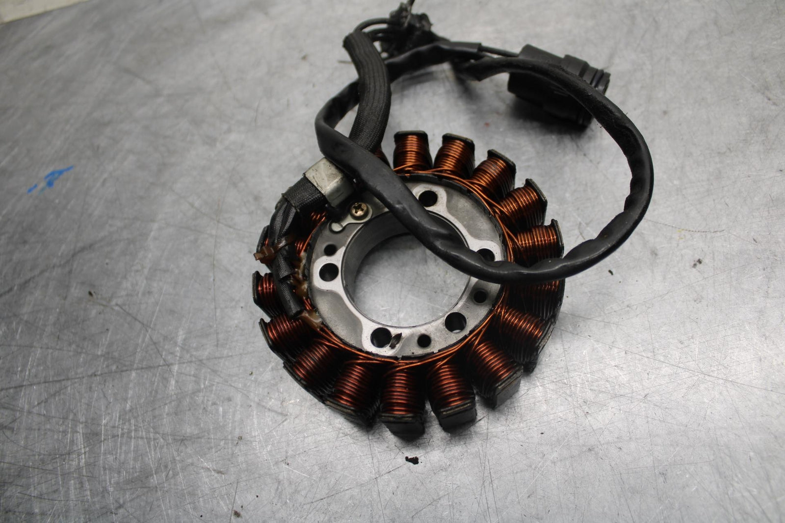 2003 Kawasaki Z1000 STATOR GENERATOR ALTERNATOR MAGNETO 21003-0001 BB35