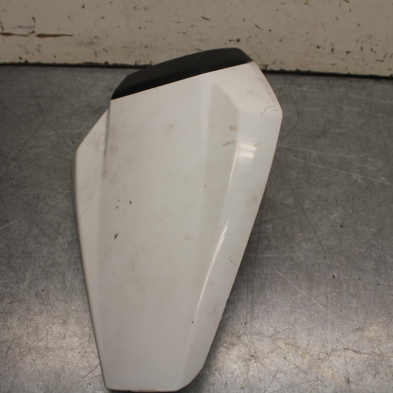 21 KAWASAKI NINJA ZX6R REAR BACK SEAT SOLO COWL FAIRING COVER  BB647