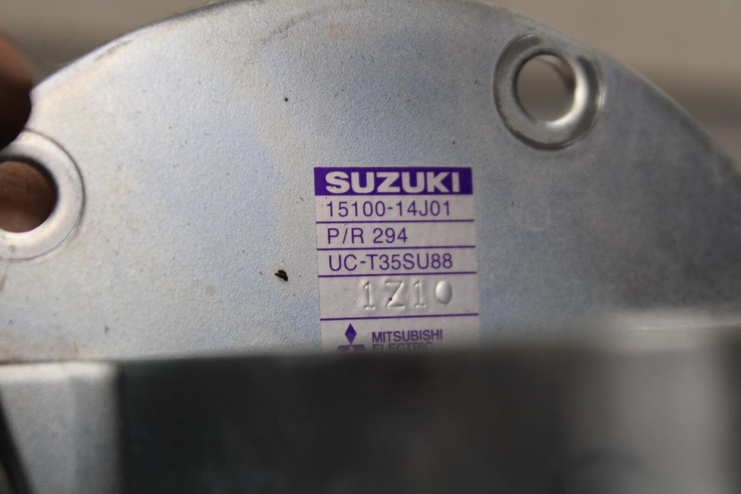 11-23 SUZUKI GSXR 750 FUEL PUMP GAS PETROL SENDER UNIT BB630