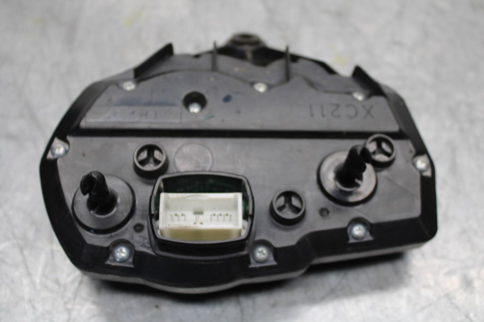 2006 Suzuki GSXR600 SPEEDO GAUGES DISPLAY CLUSTER SPEEDOMETER TACHOMETER BB447
