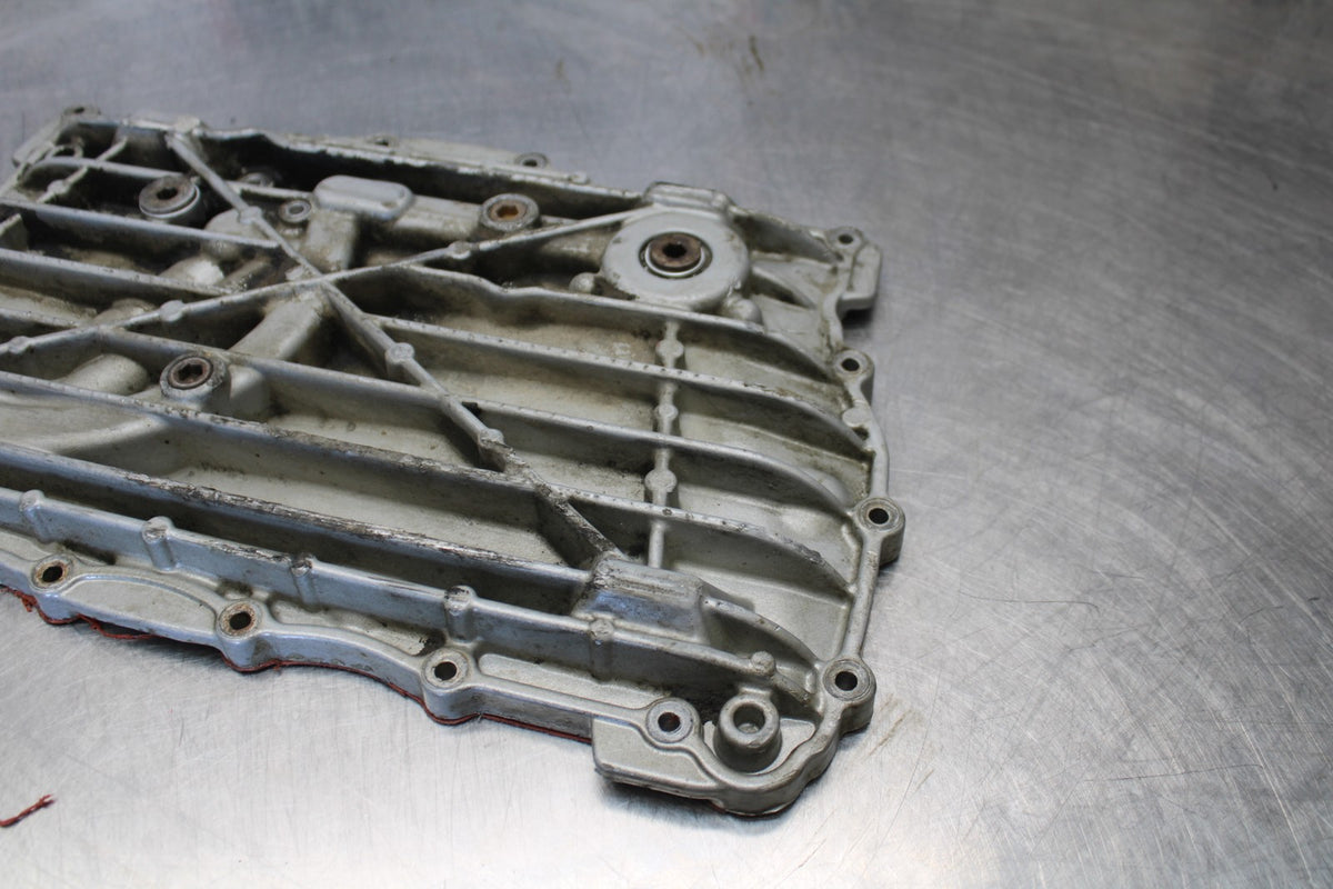 05 TRIUMPH ROCKET III ENGINE MOTOR BOTTOM OIL PAN COVER BB186