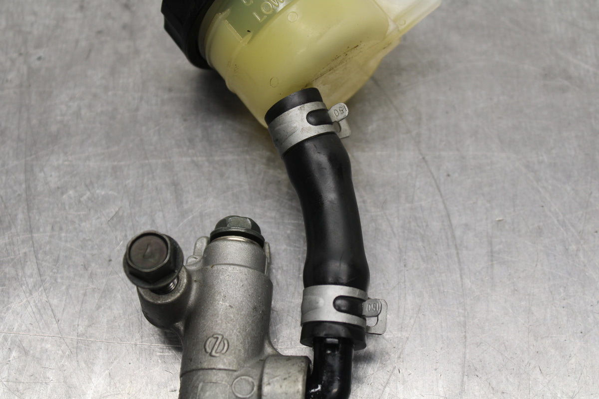 05-08 KAWASAKI VULCAN 1500 VN1500N CLASSIC REAR BACK BRAKE MASTER CYLINDER BB133