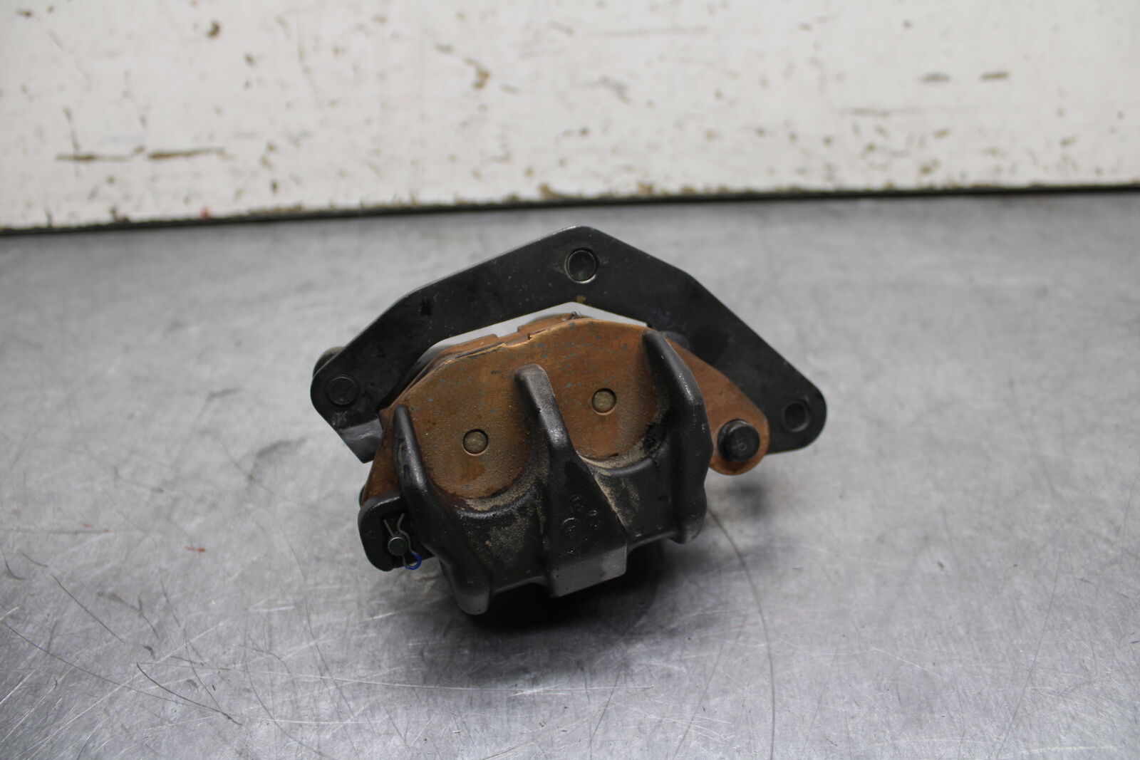 19-24 YAMAHA R3 RIGHT FRONT BRAKE CALIPER BB736