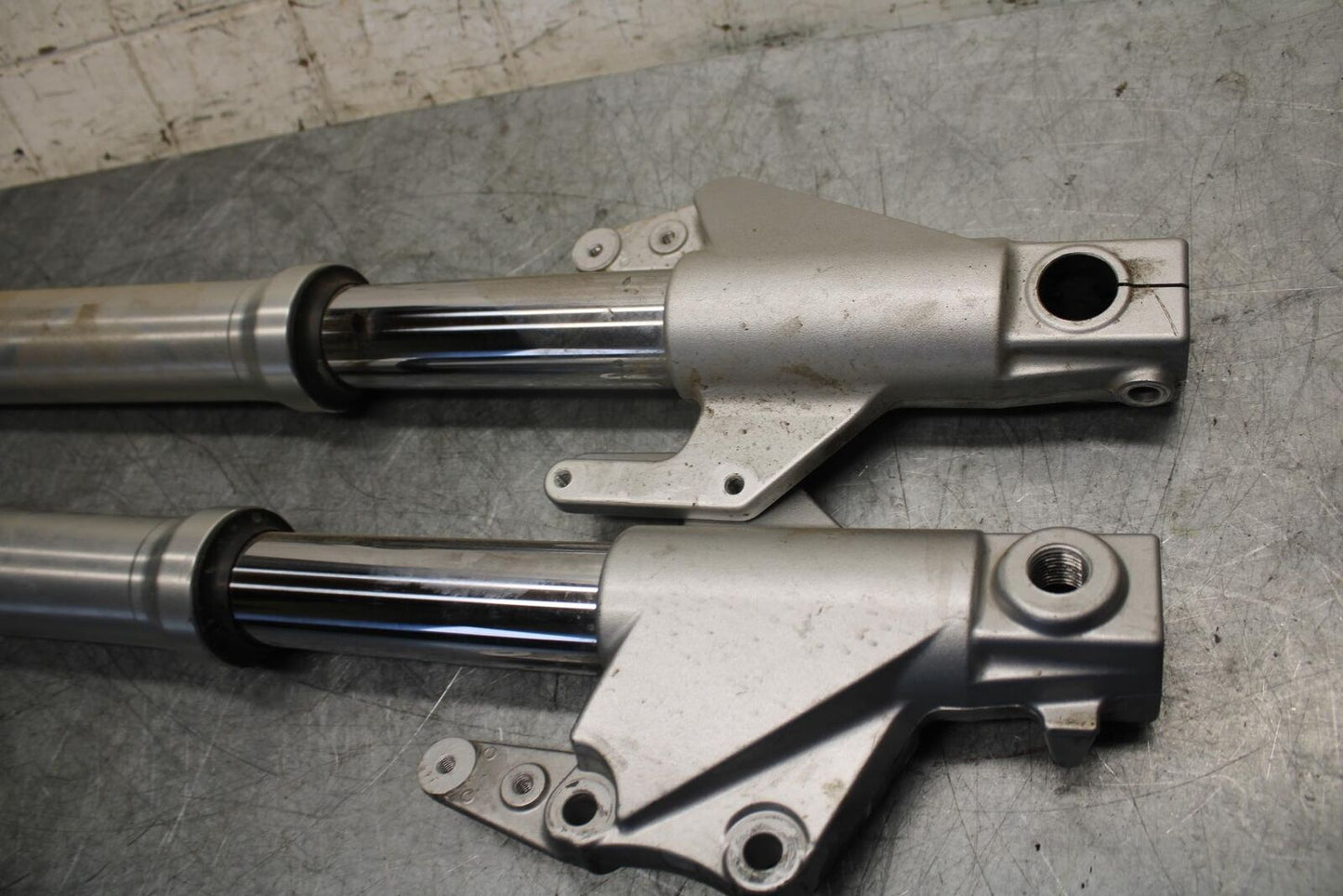 2007 Suzuki Boulevard M50B FRONT FORKS SHOCK SUSPENSION SET PAIR BB537