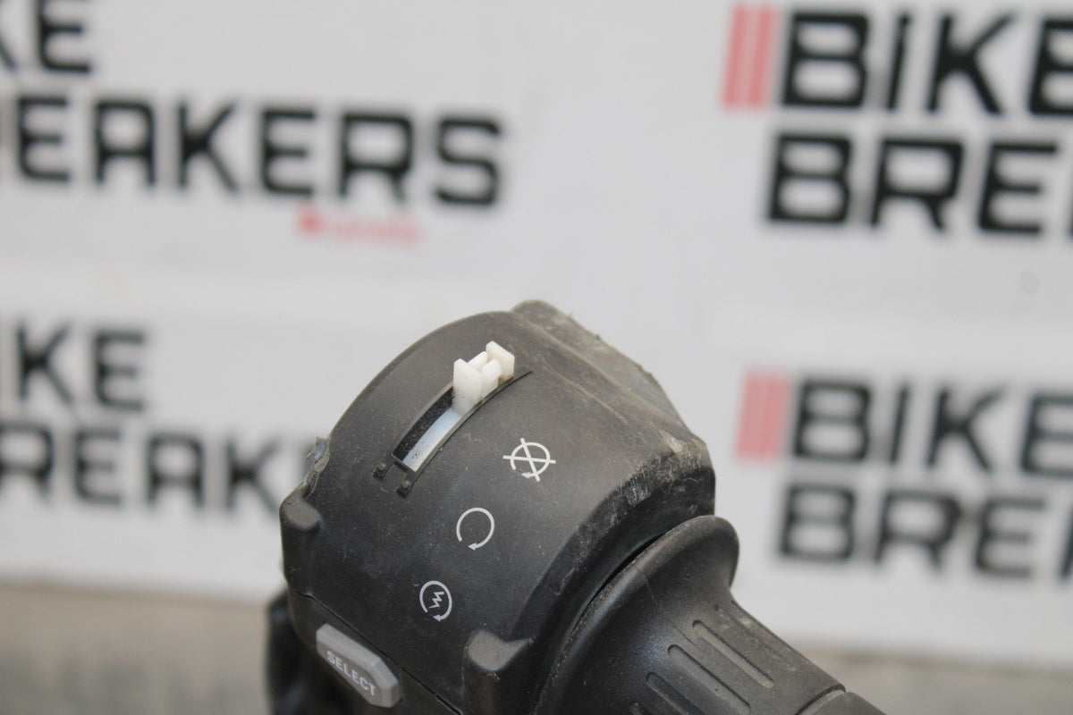 23-26 KAWASAKI NINJA ZX4RR RIGHT CLIP ON HANDLE KILL OFF START SWITCHES BB898