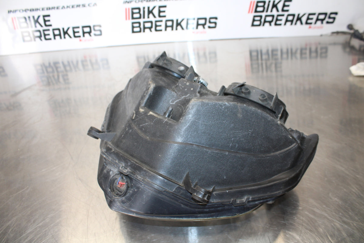 01-03 SUZUKI GSXR600 FRONT HEADLIGHT HEAD LIGHT LAMP BB145