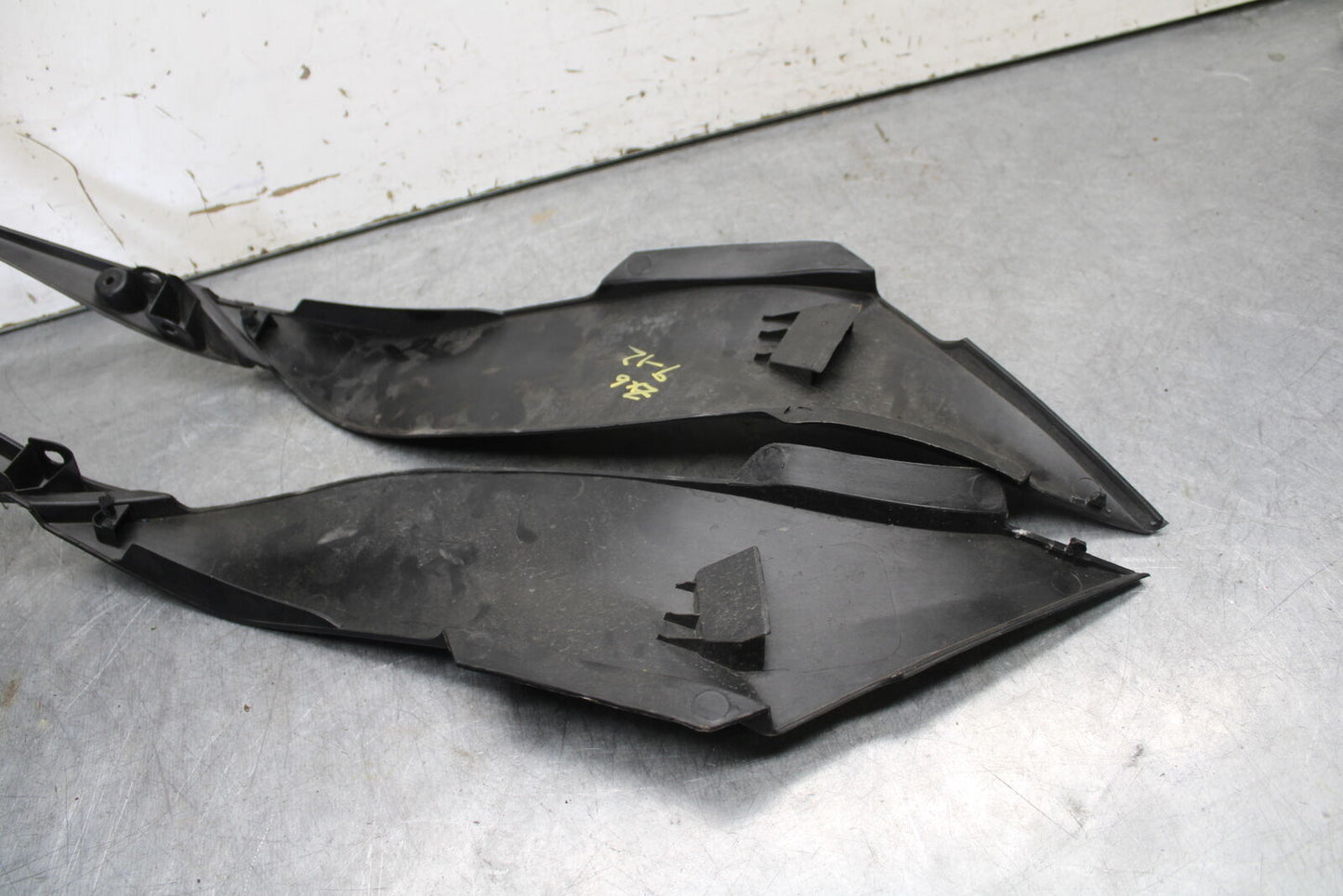 09-12 KAWASAKI NINJA ZX6R RIGHT LEFT TANK PANELS COVERS TRIM SET COWLS BB656