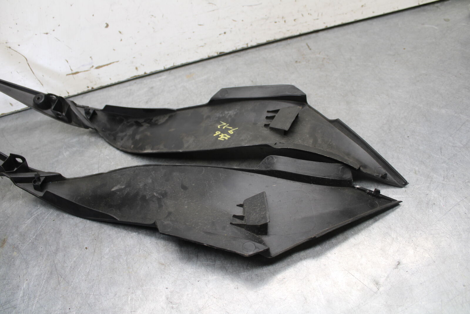 09-12 KAWASAKI NINJA ZX6R RIGHT LEFT TANK PANELS COVERS TRIM SET COWLS BB656