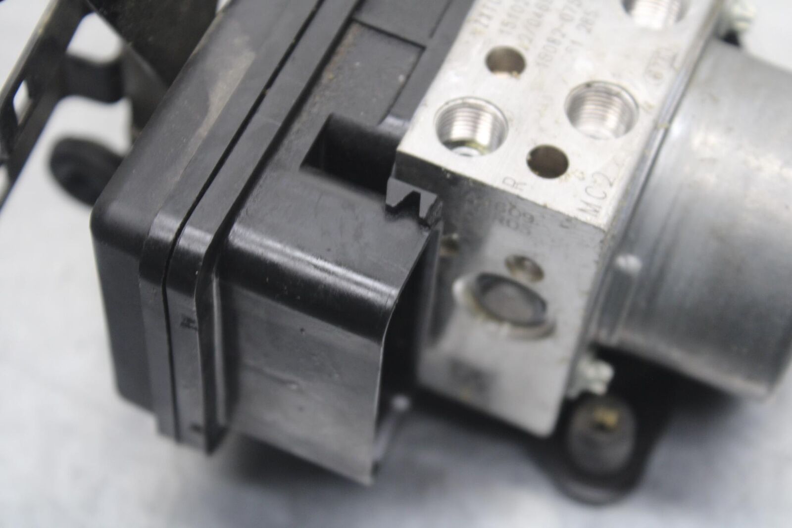 2016 Kawasaki Ninja ZX10R ZX1000 ABS KRT Edition ABS PUMP UNIT MODULE BB86