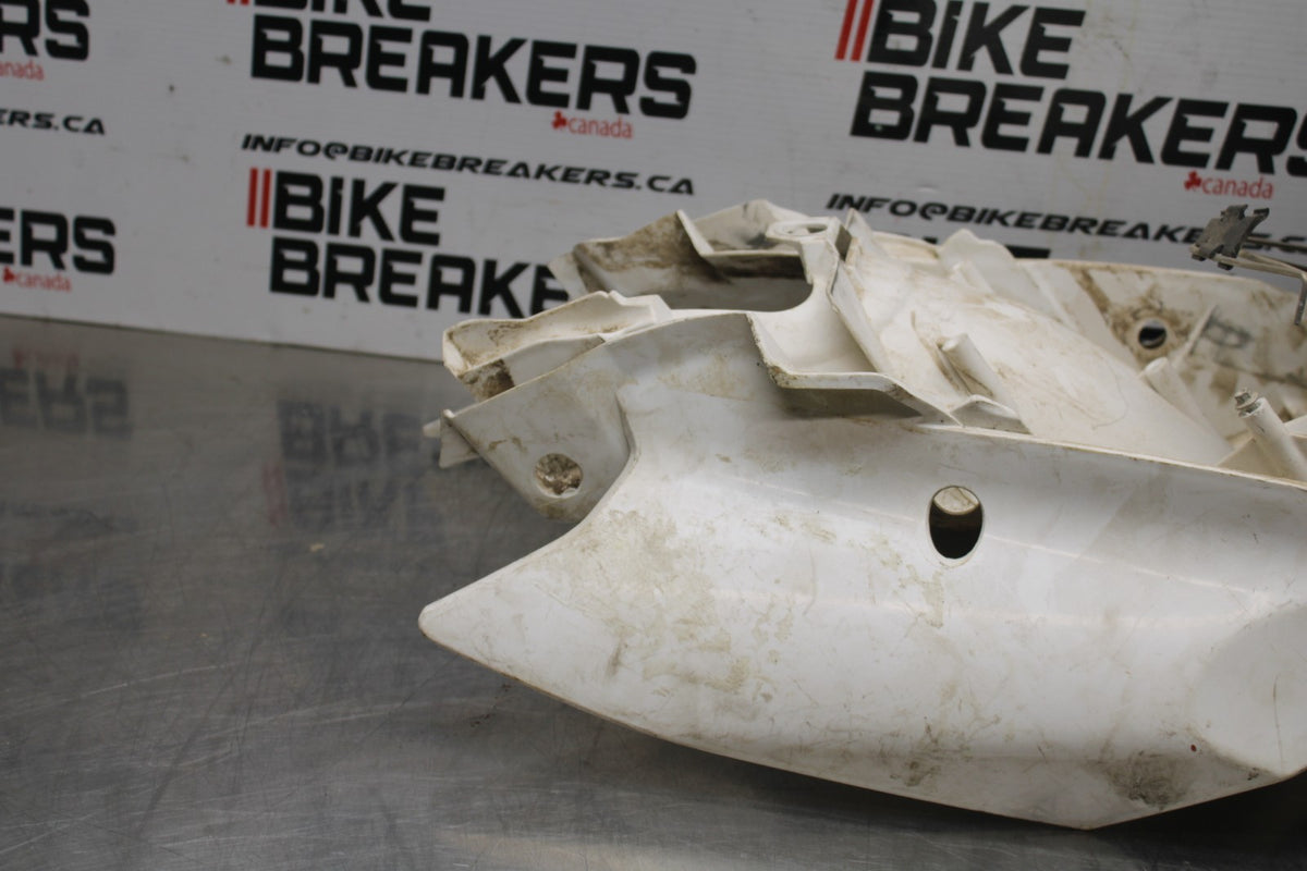 13 KTM 350 SXF AIR CLEANER FILTER BOX BB104