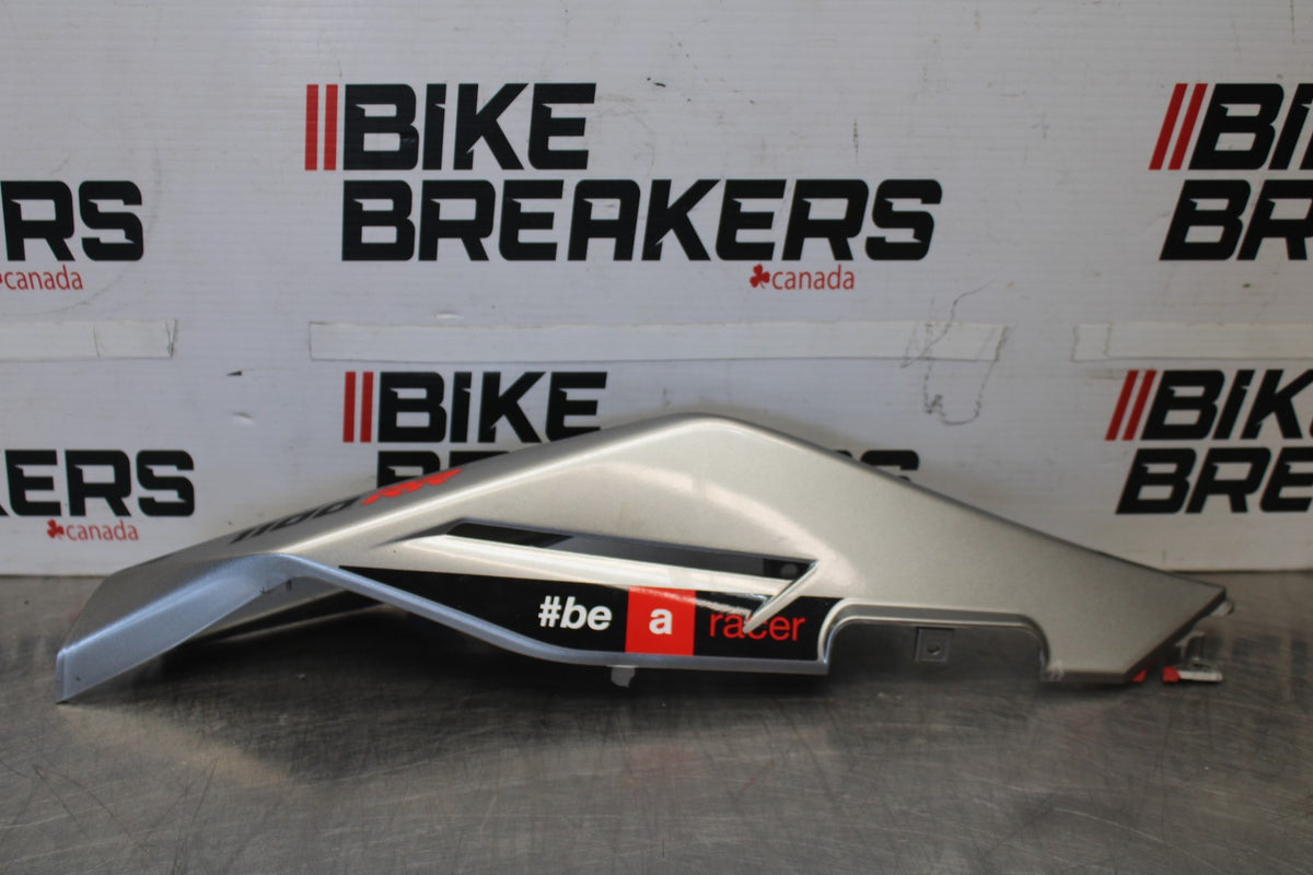 16 APRILIA TUONO V4 1100 RIGHT REAR BACK TAIL FAIRING COWL SHROUD BB905