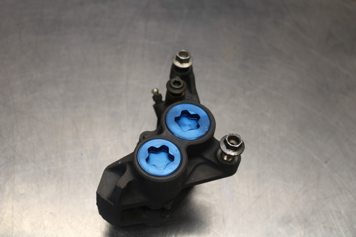 03-04 YAMAHA YZF R6S RIGHT LEFT FRONT BRAKE CALIPER SET PAIR CALIPERS BB890