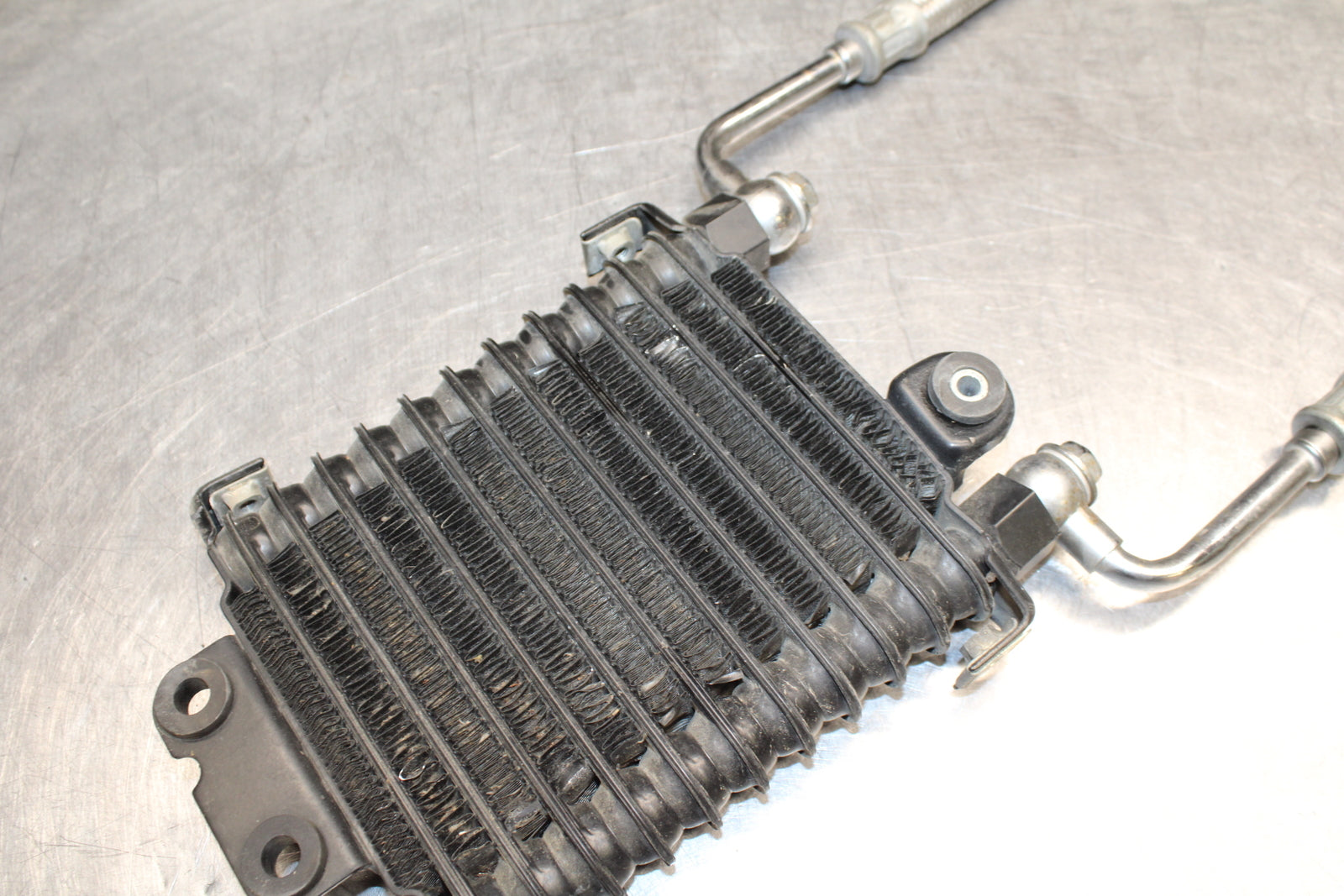 00 SUZUKI INTRUDER 1500 VL1500 ENGINE MOTOR OIL COOLER  BB761