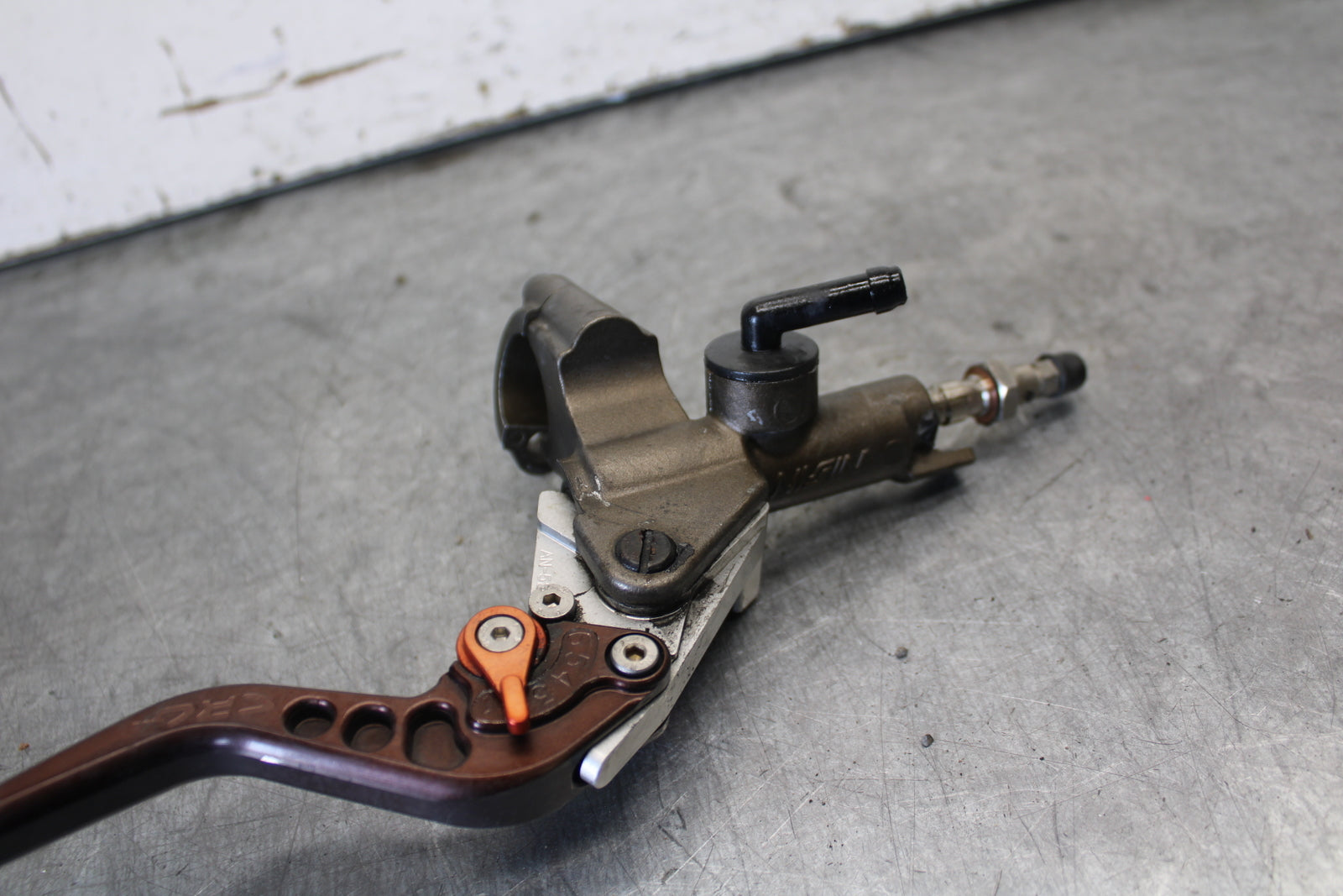 03-04 KAWASAKI NINJA ZX6RR FRONT BRAKE MASTER CYLINDER w/ CRG LEVER BB684