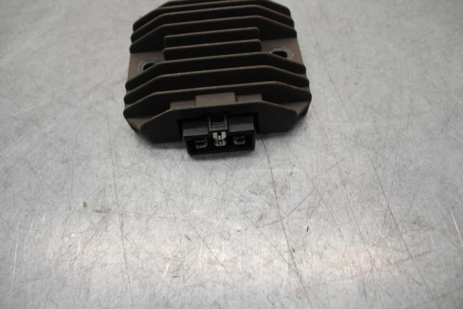 2001 Kawasaki Ninja ZX6 ZX600E RECTIFIER VOLTAGE REGULATOR BB547