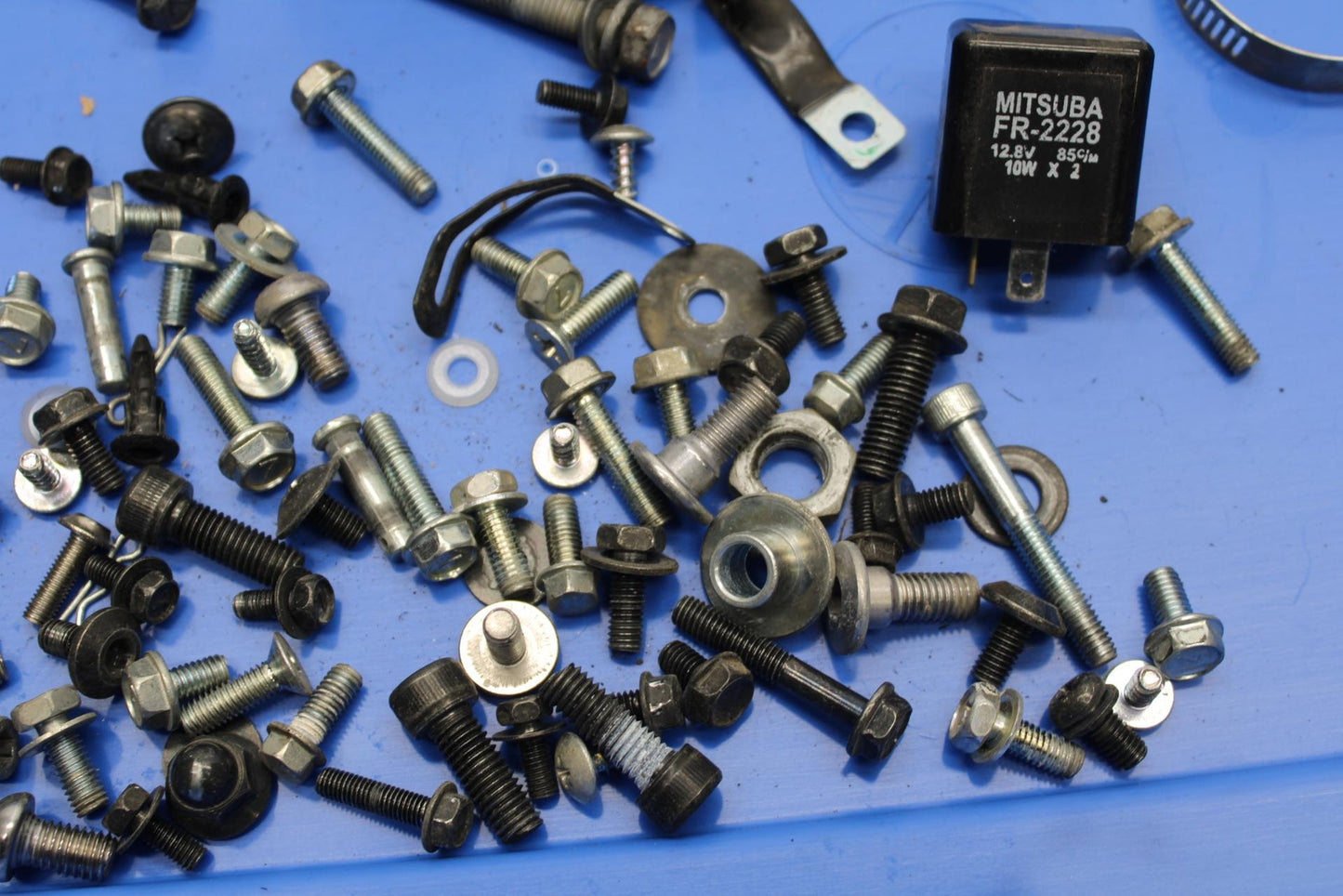 15-16 KAWASAKI EX300 MISCELLANEOUS MOUNTING BOLTS HARDWARE MOTOR BB635