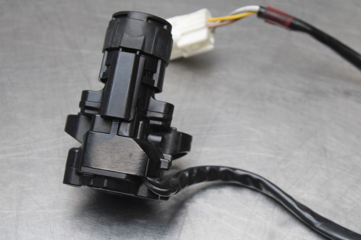 13-18 KAWASAKI NINJA ZX6R IGNITION LOCK W KEY BB666