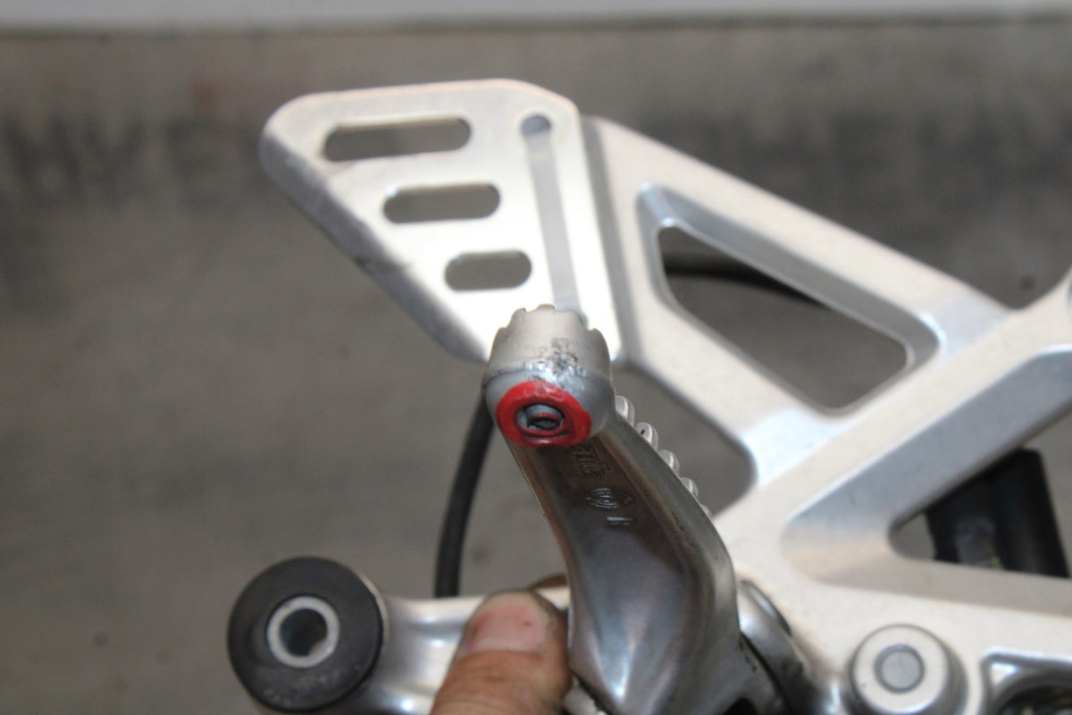 15 APRILIA RSV4 FACTORY APRC ABS RIGHT REARSET REAR SET FOOT PEG REST BB901